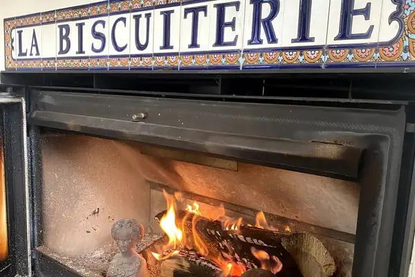 Cheminée La Biscuiterie