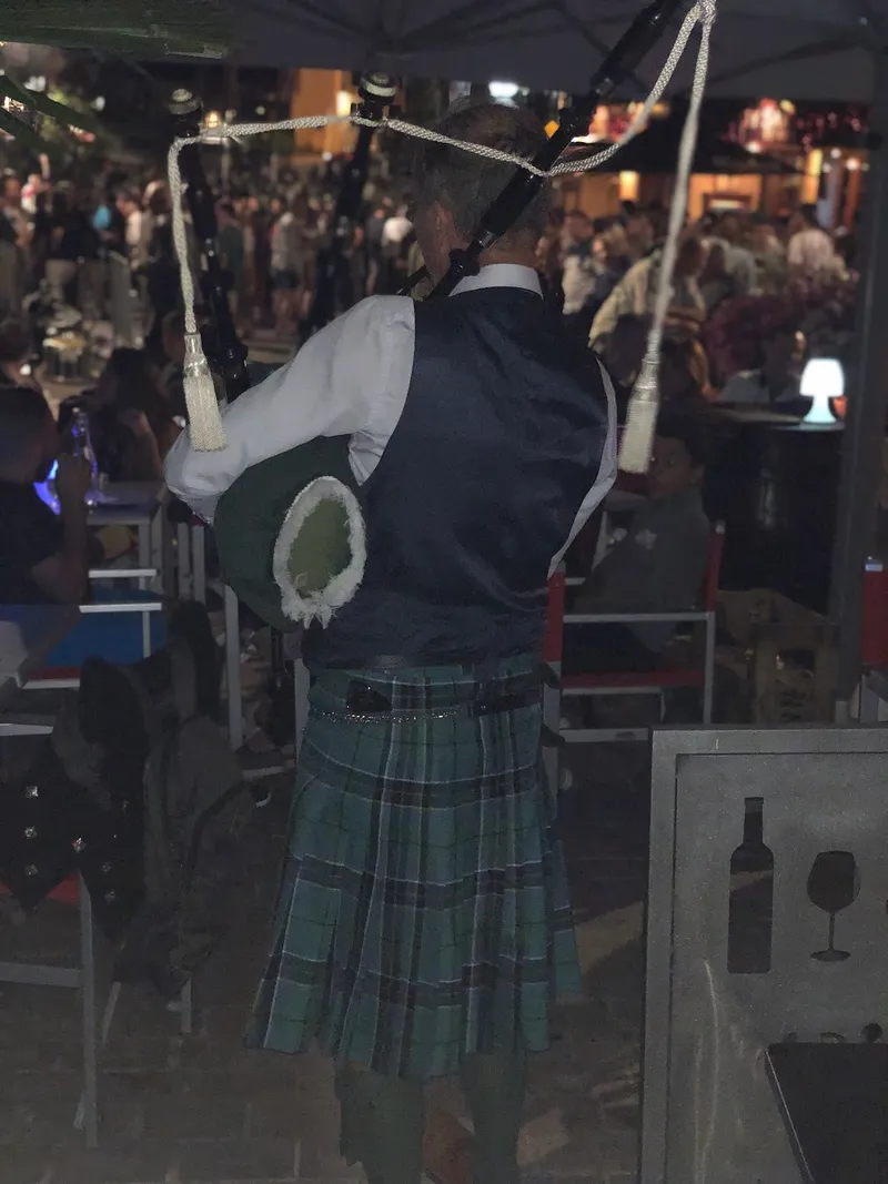 Joueur de cornemuse aux Fêtes Franco-Écossaises d'Aubigny-sur-Nère